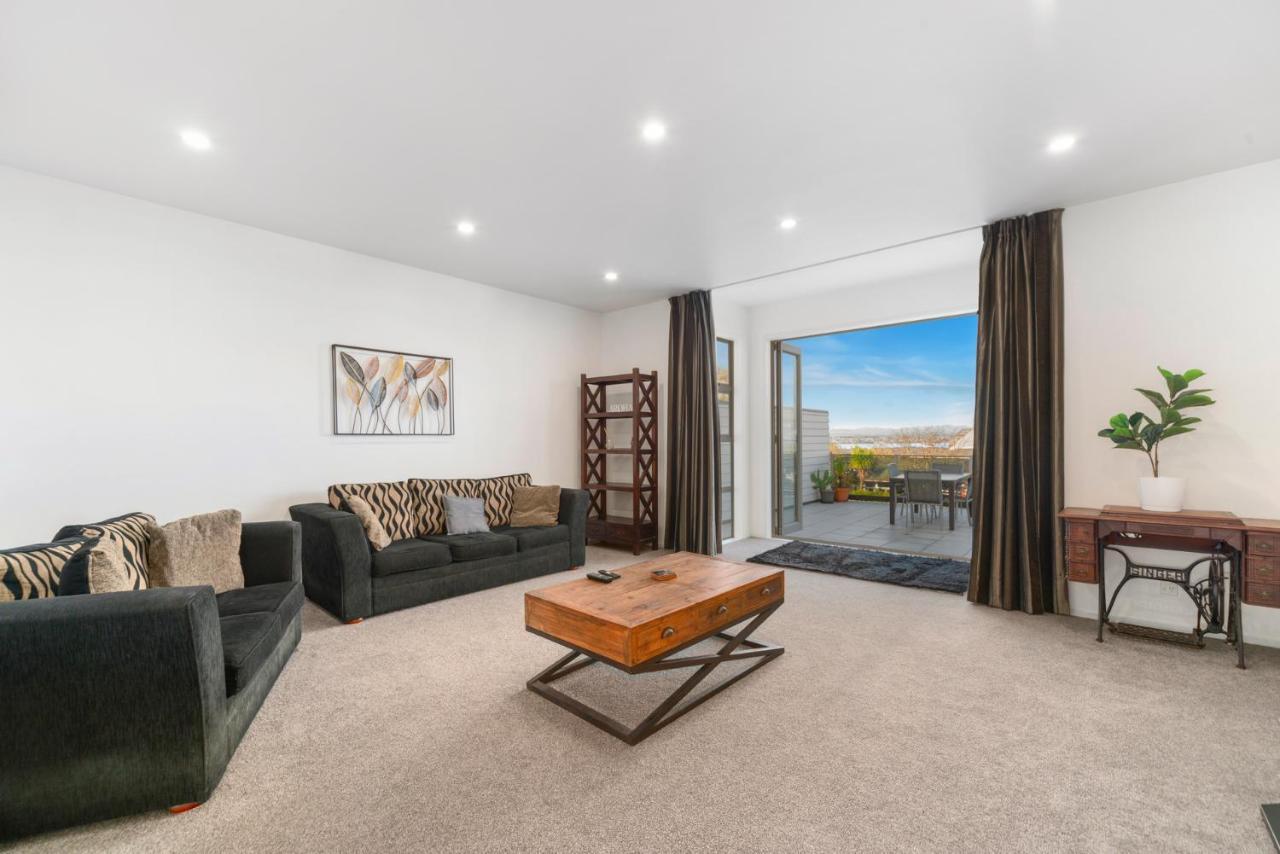Lakeview Luxury - Taupo Holiday Apartment Luaran gambar